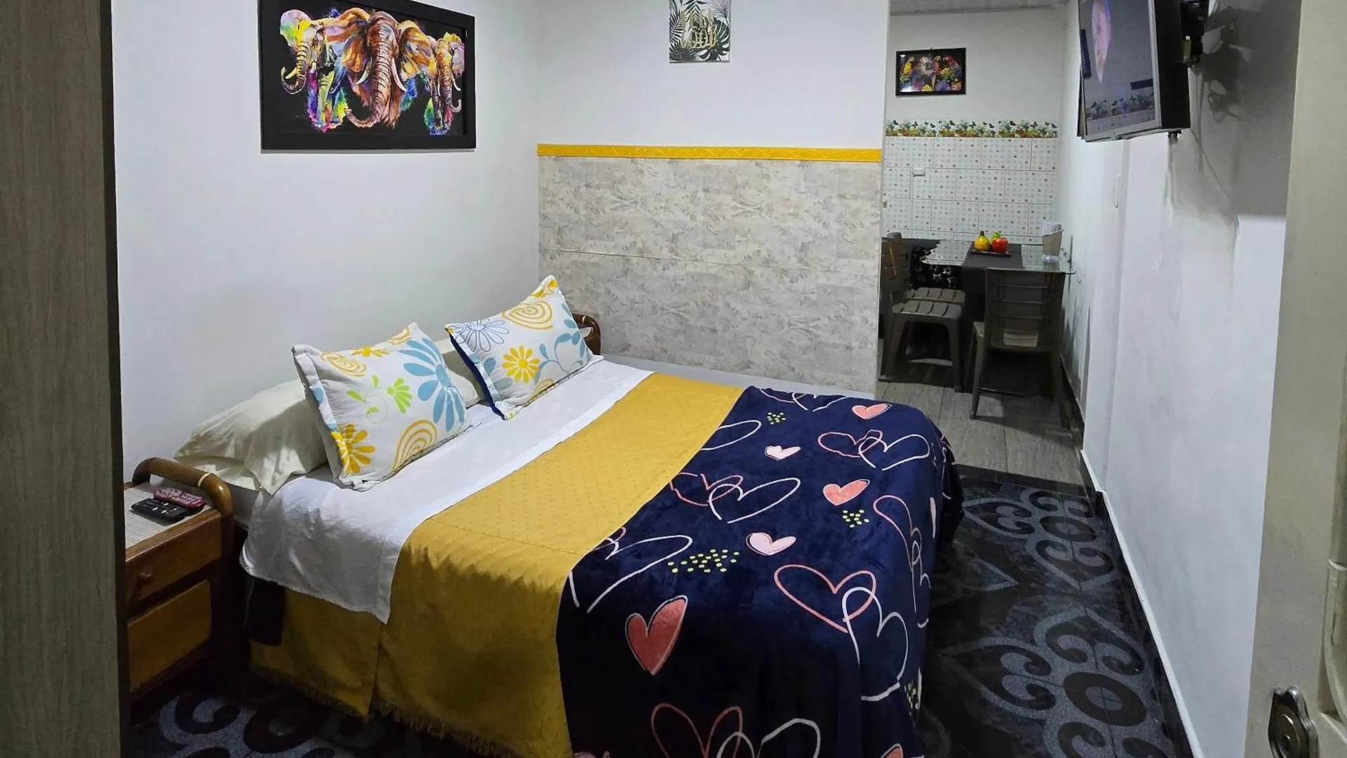 Apartaestudios Independientes Cerca Al Aeropuerto Bogotá Kolumbien